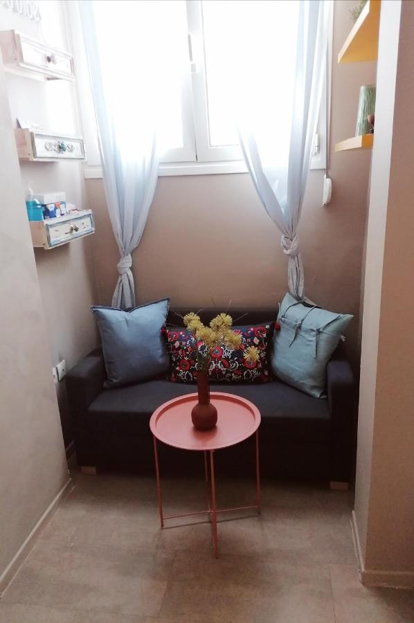 Gemutliches Appartment Im Herzen Von Athen Ngoại thất bức ảnh